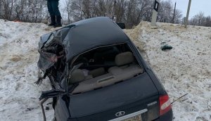 В Воловском районе в столкновении с КамАЗом пострадал водитель «Приоры»